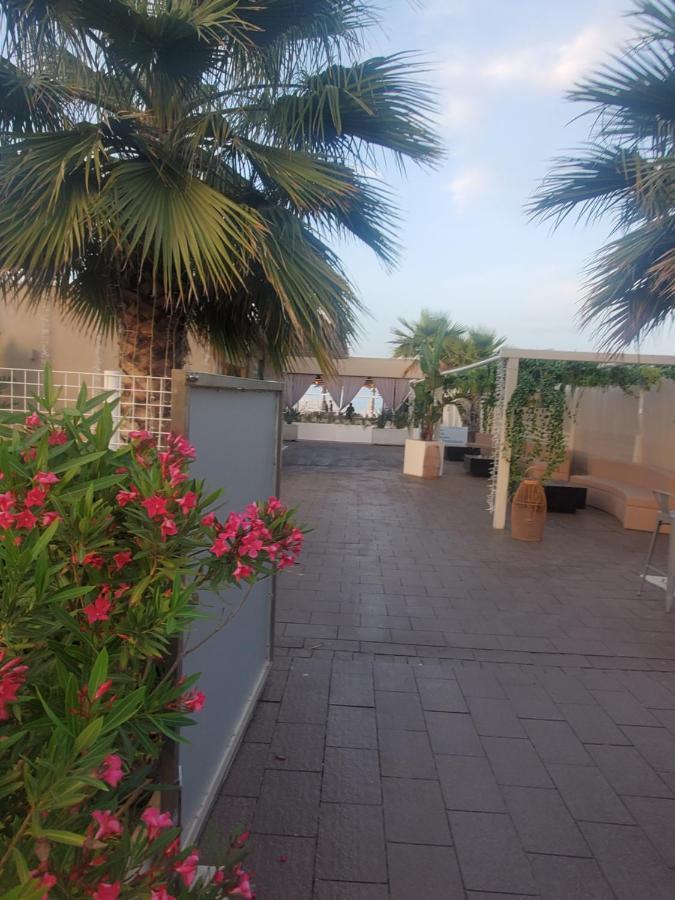 B&B Lido Apartament 10A Чивитанова Марке Екстериор снимка