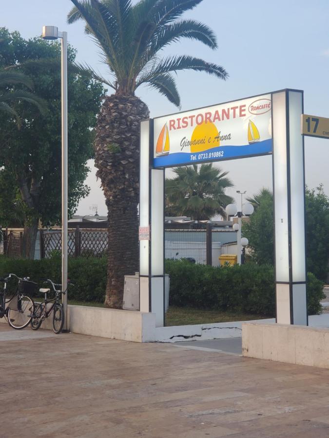 B&B Lido Apartament 10A Чивитанова Марке Екстериор снимка
